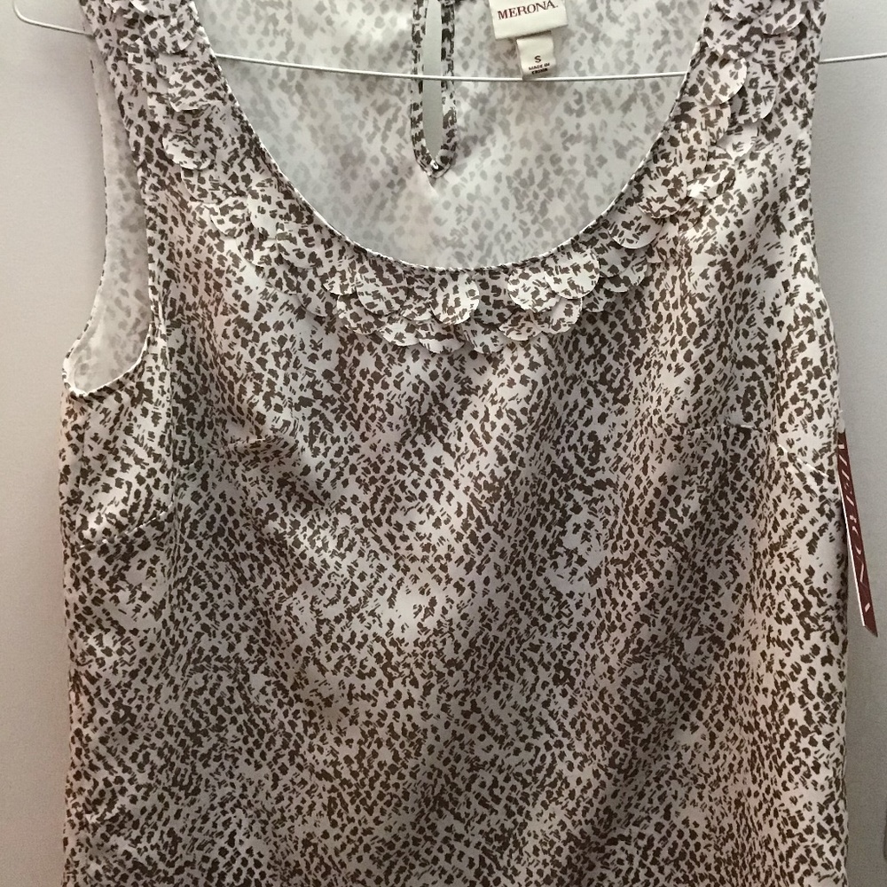 Menora Brand Sleeveless Top